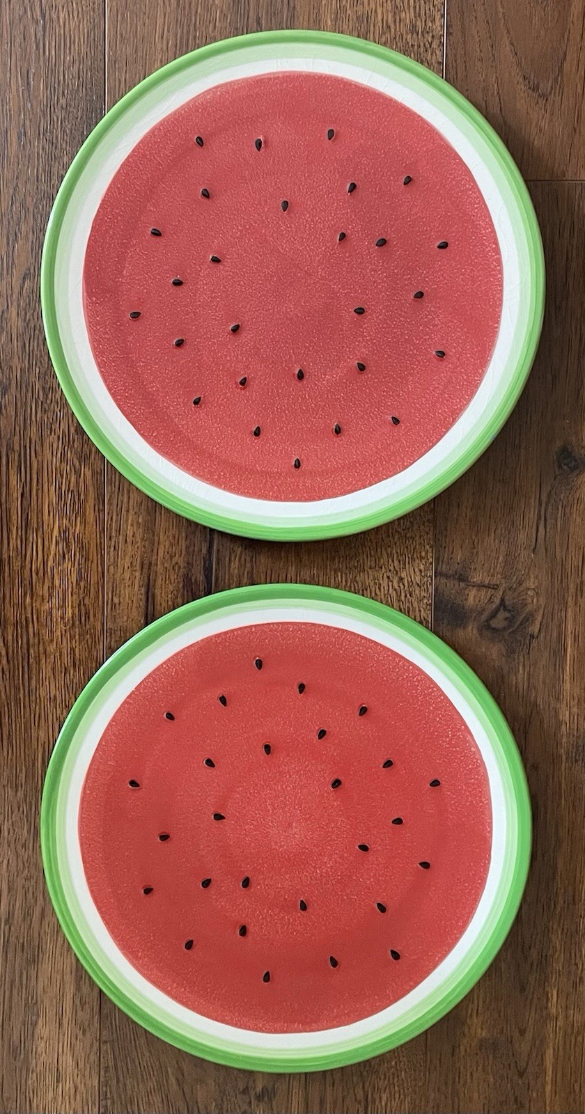 RARE SONOMA Watermelon 11" Dinner Plates Sonoma Life & Style Red Green Ceramic 2