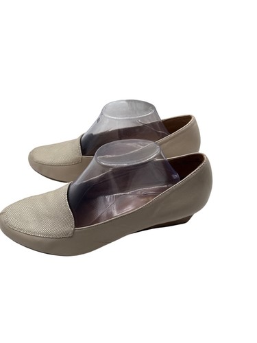 Aerosoles Size 10 Business Casual Wedge Textured Front Wedge Loafers Beige - Picture 4 of 11