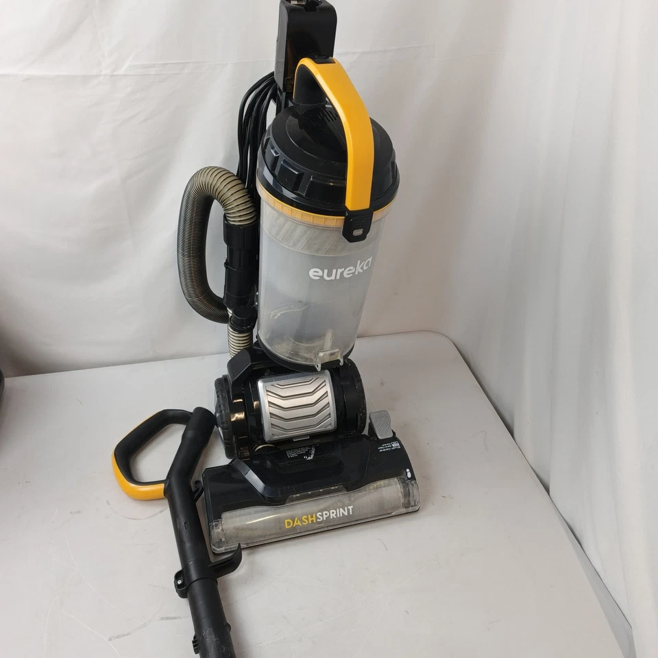 Eureka UEU610 Upright Vacuum Cleaner 3-in-1 2.2L Dust Cup – Used & Broken - Image 4 of 4