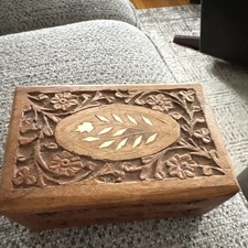 Hand Carved Wood Floral Rectangle Trinket Box with Lid, Brown
