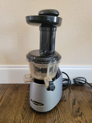 OMEGA VRT350 150W Juicer - Silver