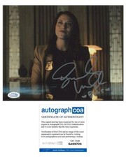 Savannah Welch "Titans" AUTOGRAPH Signed 'Barbara Gordon' 8x10 Photo B ACOA