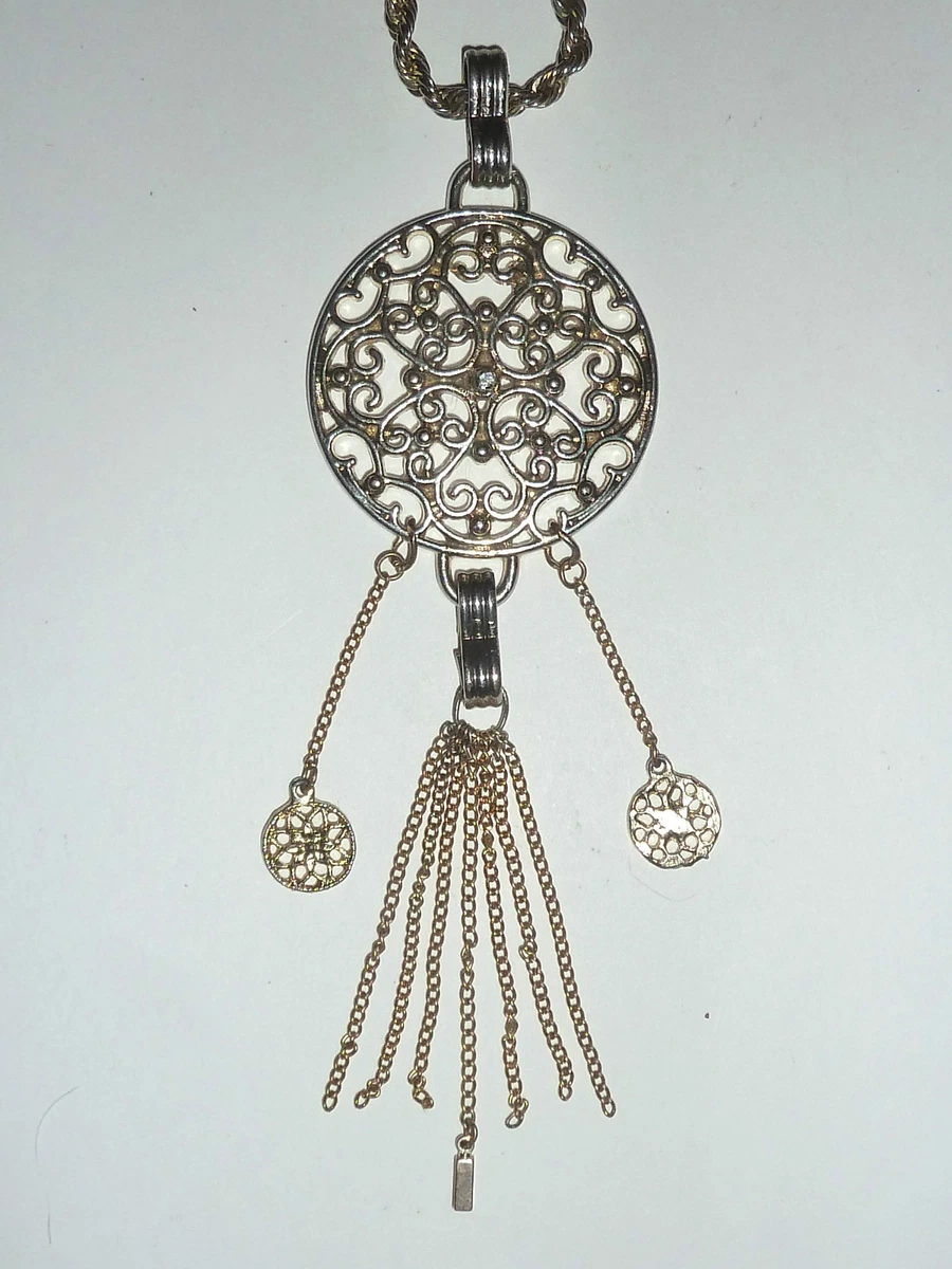 Custom pendant shop maker
