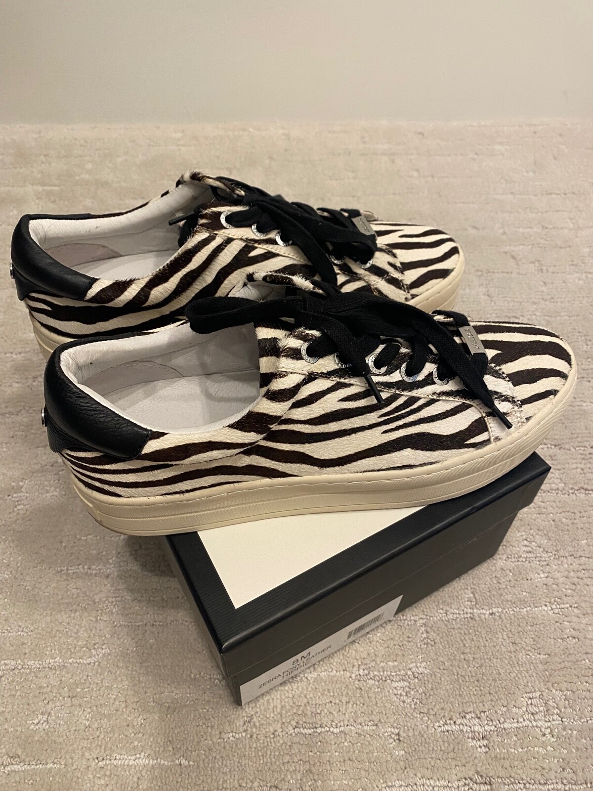 J Slides Sneaker hippie Zebra Pony in pelle bianco marrone da donna taglia 8
