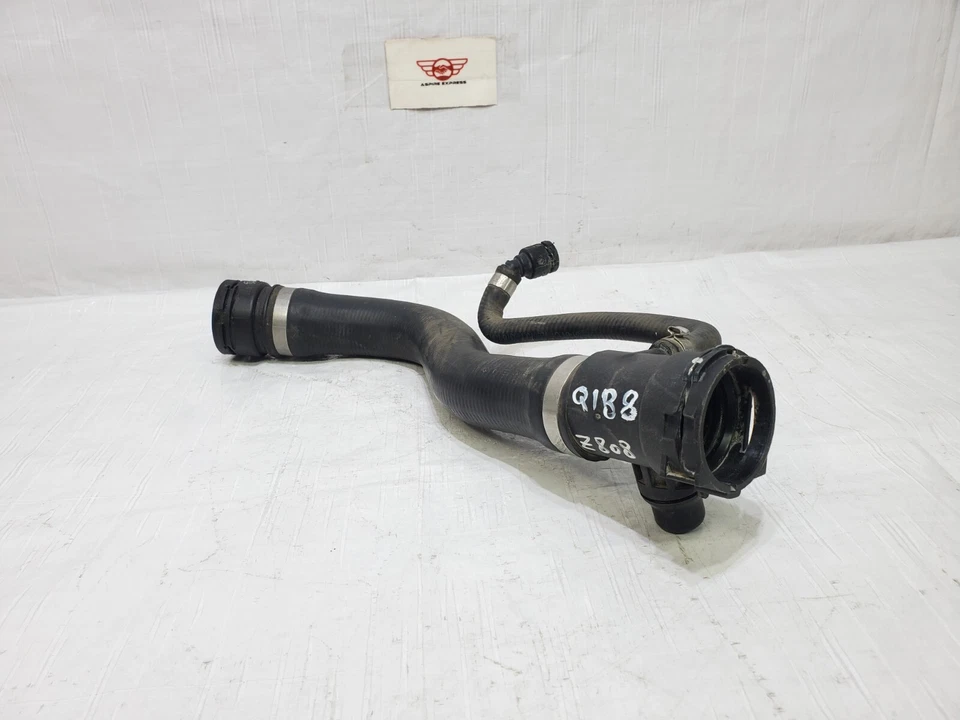 2013-2016 BMW 328i Engine Radiator Water Coolant Hose OEM 7619432 — 第 4/4 张图片