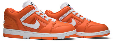 AA0871-818 Supreme × Nike SB Air Force 2 ''Orange Blaze'' (Herren)