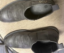 Gray Men