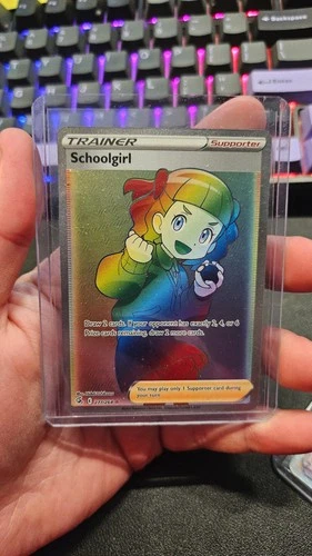 Schoolgirl (Secret) 277/264 Swsh08: Fusion Strike Holo