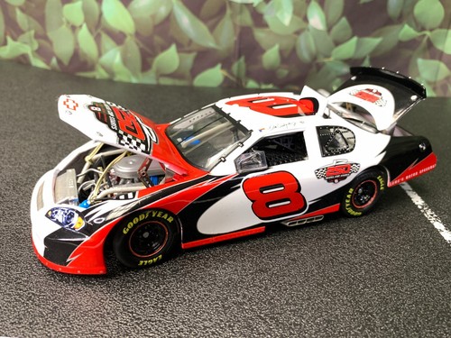 DALE EARNHARDT JR. #8 250TH CONSECUTIVE START 2006 MONTE CARLO SS ELITE 1:24 - Picture 12 of 23