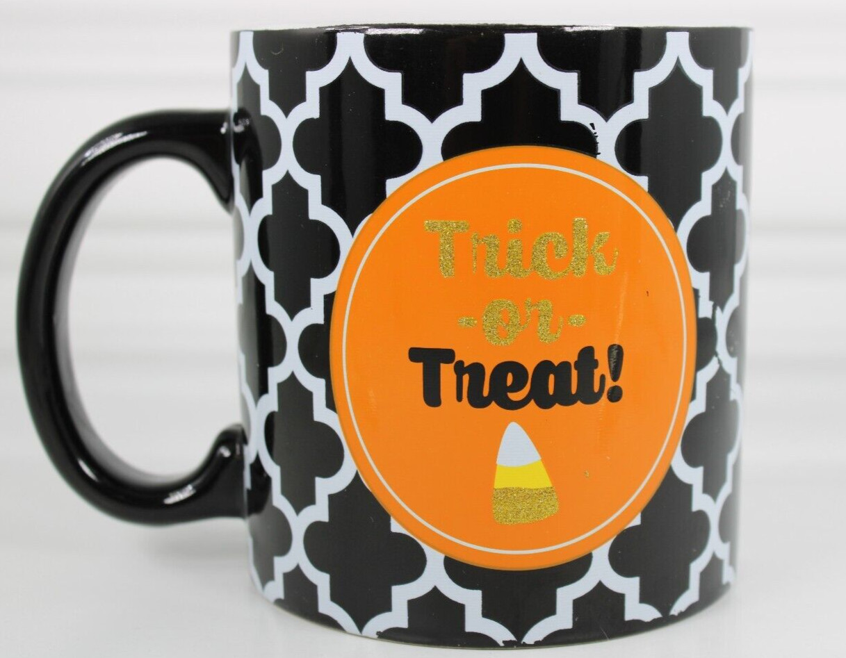 Halloween Trick Or Treat Candy Corn Glittery Ceramic 16 Oz Coffee Cup Mug Tmd