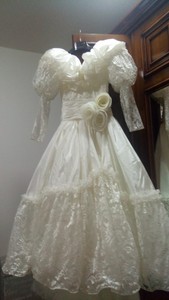 abito sposa pizzo e tulle