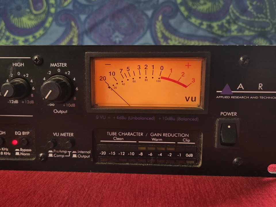 UNTESTED Art Pro Channel Mic Preamp Optical Tub Compressor Parametric Equalizer - Image 2 of 4