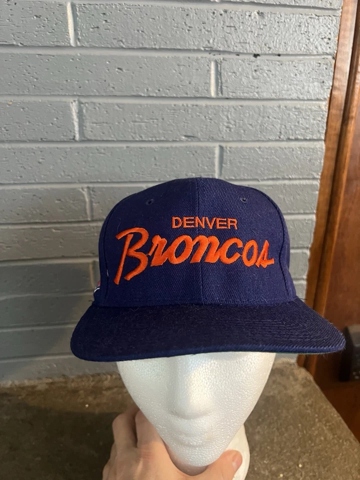 De colección NFL Denver Broncos 90’s Deportes Especialidades Guión Gorra Gorra The Pro EE. UU. Foto 4 de 4