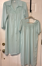 Vintage button up robe and gown set soft aqua color with lace