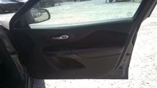 CHEROKEE  2014 Front Door Trim Panel 29438843