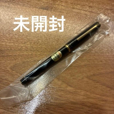 Pilot Fountain Pen F Nib Vintage Unopened Black Gold Trim Unused Japan