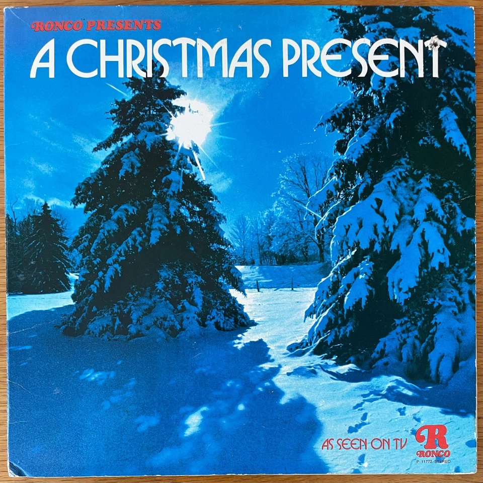 A CHRISTMAS PRESENT - CAROLS RONCO 3D POP UP Gatefold UK 1973 LP - Image 2 of 4