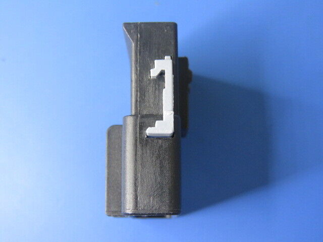 DELPHI 15326904 Qty of 30 per Lot Automotive Connectors 6P DELPHI 15326904 Qty of 30 per Lot Automotive Connectors 6P