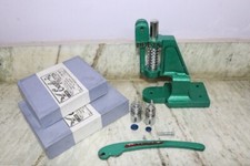 Manual Hand Press Machine For Fabric Cover Button With 2 Dies and Free Buttons