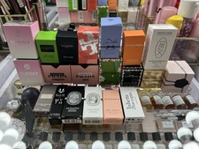 Bundle Of 20 ORIGINAL MINIS Perfumes Collection. NEW.