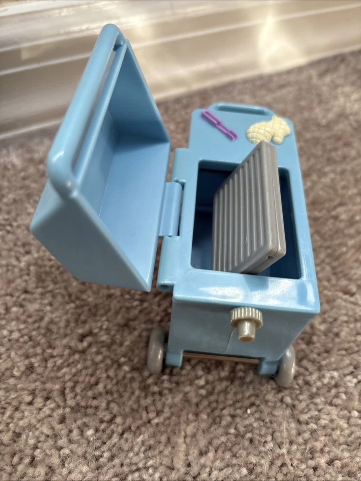 Fisher price loving dollhouse toy girl - Image 2 of 4