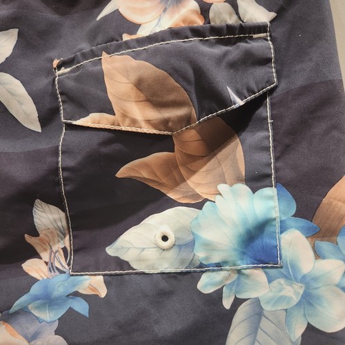 Tommy Bahama Men's Medium Relax Swim Trunks Blue Hawaiian Floral Cargo Pocket - Imagen 6 de 17