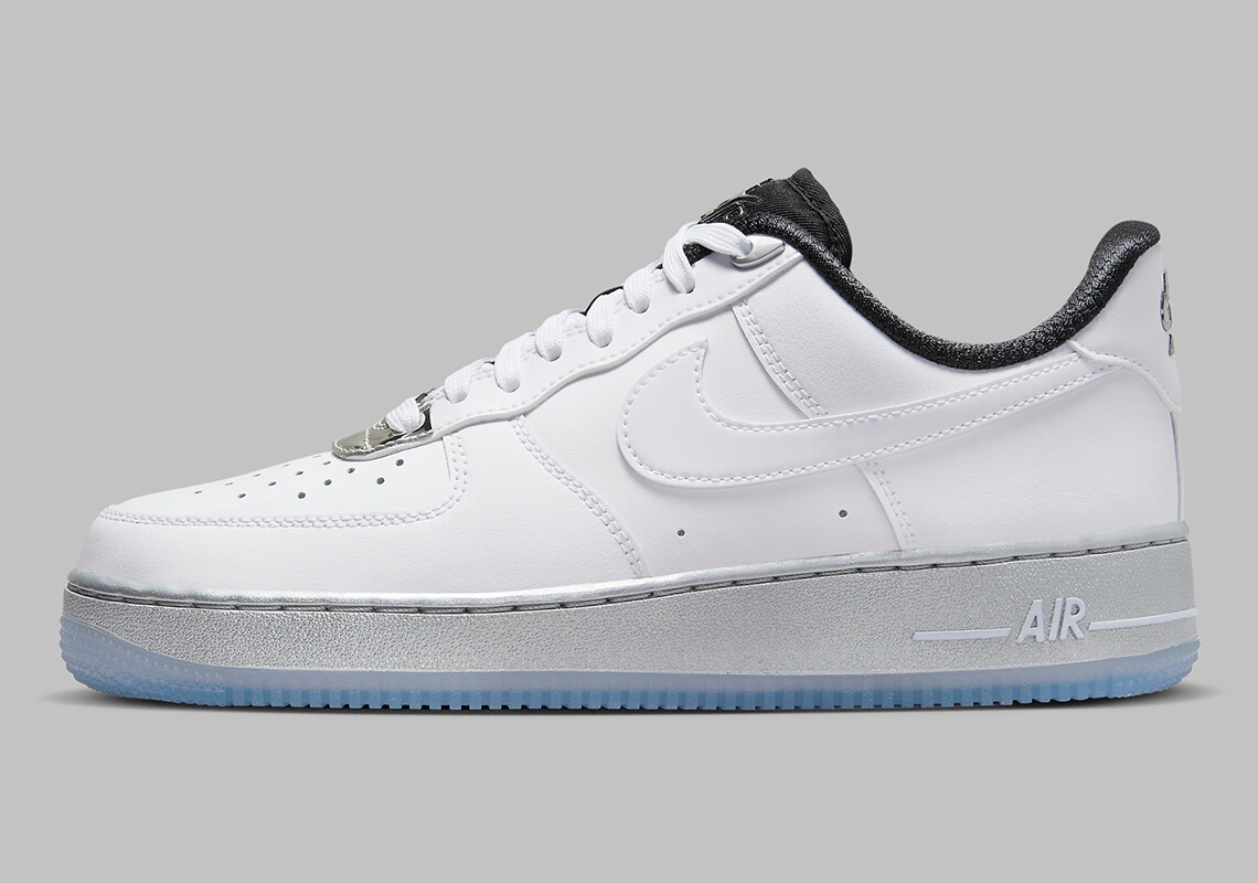 Женские кроссовки Nike Air Force 1 07 SE Chrome Pack White Silver DX6764-100 sz 9.5