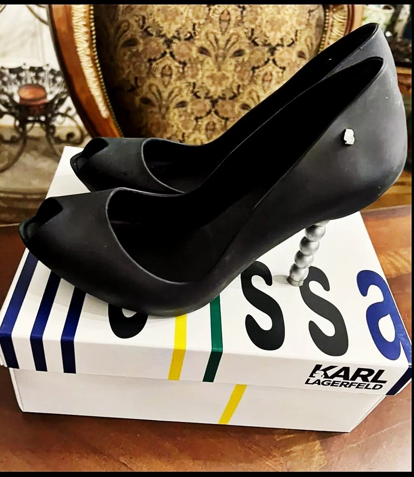 MELISSA x Karl Lagerfeld Size 9 Black + Pearl AD Bead Heel Peep Toe Pumps $290 - Image 4 of 4