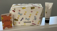 Marc Jacobs Set: Pouch-lotion-perfumes