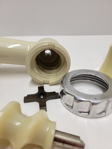 Oster Regency Kitchen Center 954-16A Food Meat Grinder Head Attachment - Afbeelding 12 van 14