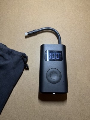 Xiaomi Mi Portable Electric Air Compressor Modell MJCQB02QJ - Schwarz - B-Ware