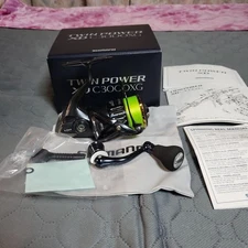 SHIMANO 17 TWIN POWER XD C3000XG 556271