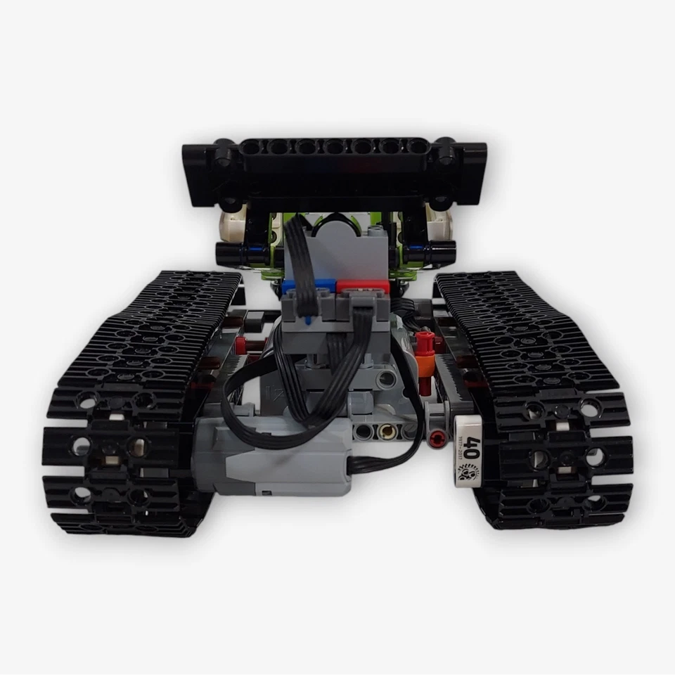 Lego 42065 Technic RC Tracked Racer 100% Complete Pre-owned Working Retired - Image 3 of 4