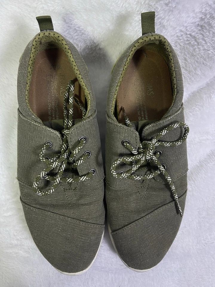 TOMS Del Rey 休闲女式橄榄绿色牛仔斜纹系带鞋美国 7.5 码 — 第 3/4 张图片