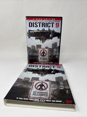 District 9 (DVD, 2009, 2-Disc Set)