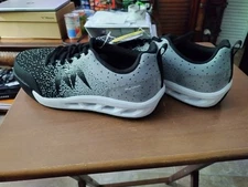 Marugo Mandom Knit #001 JSAA Safety Sneakers, Steel Toe, Sole Ventilation 27EEEE