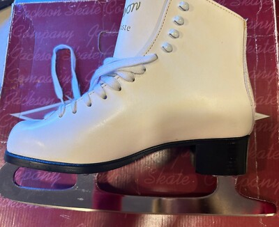 Girls/ladies Jackson Artiste Ice Skates Size 6.5 CASH ONLY/PICKUP ONLY