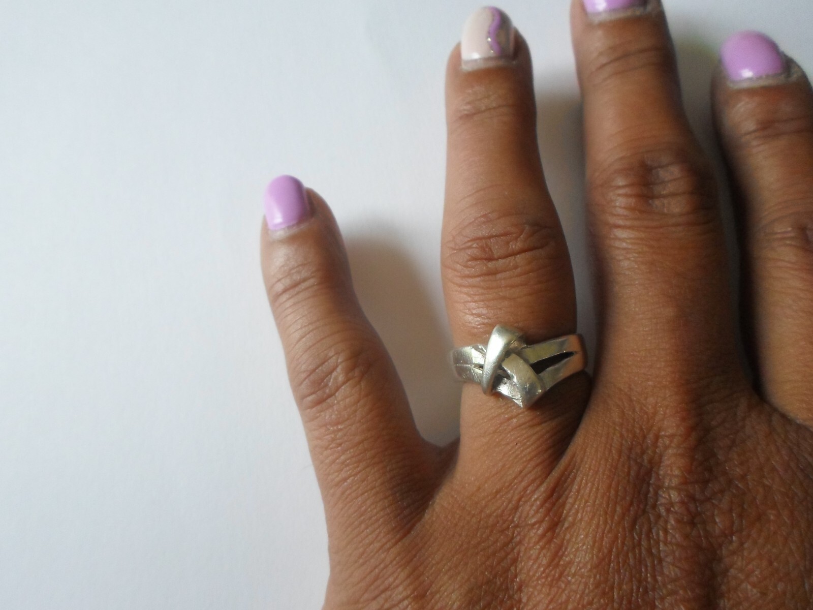 solid silver ring, openwork, crossed, size 58 - image 1