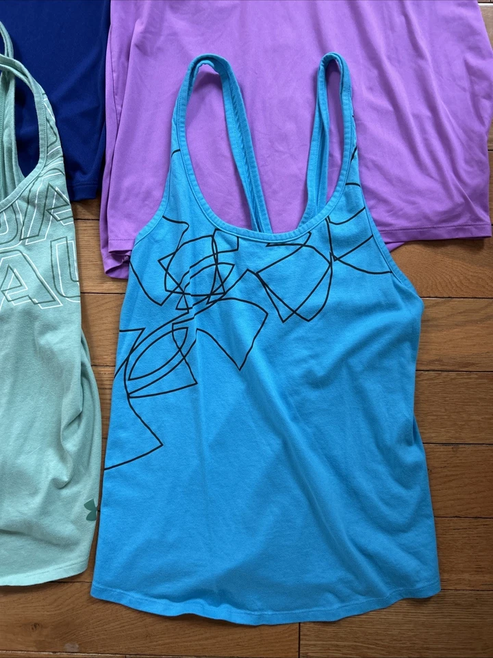 Lot Of (6) - Women’s Under Armour Workout Tank Tops, Size Medium - Image 4 of 4