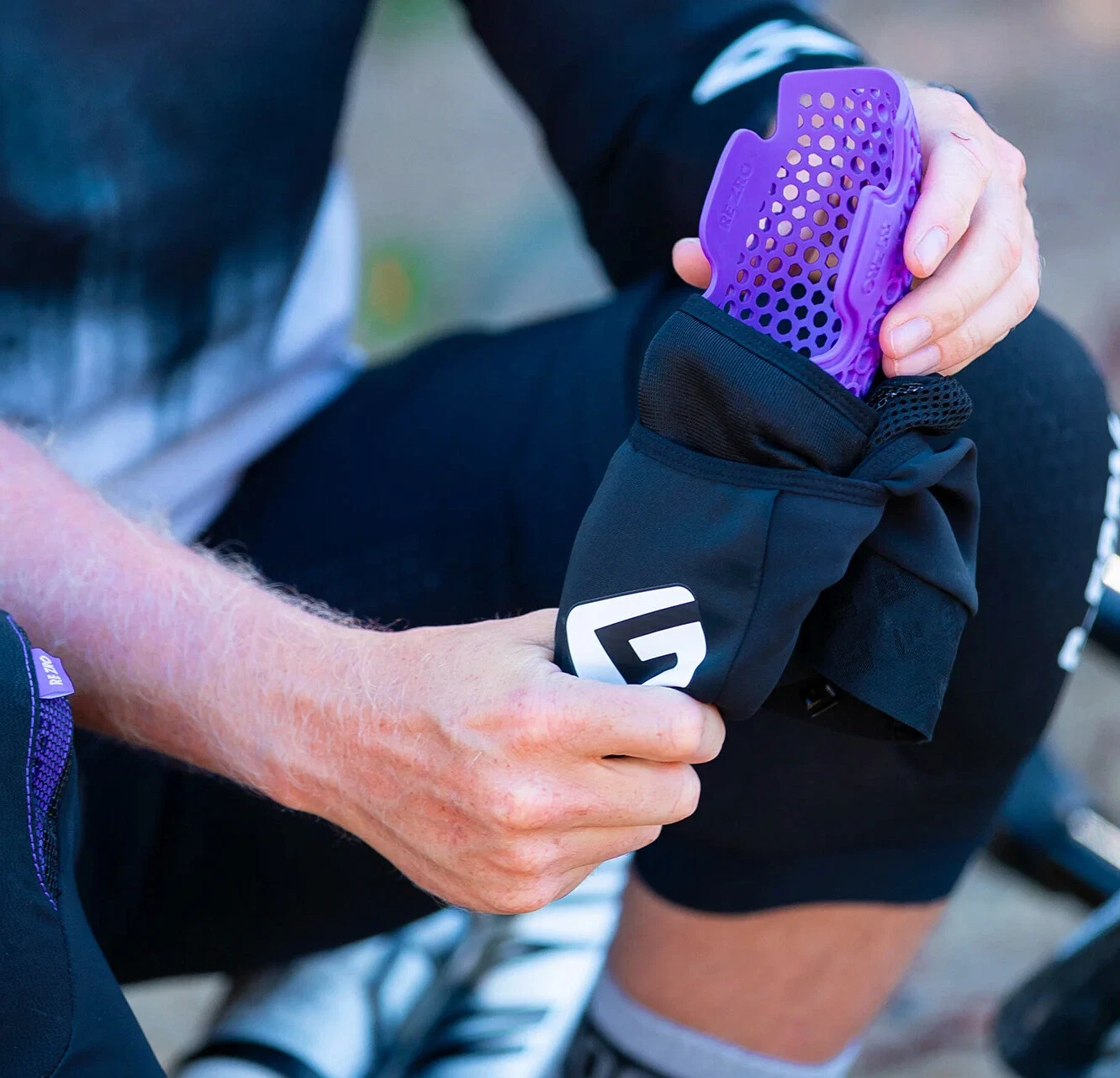 G-Form Terra Elbow Guard - Thumbnail 2