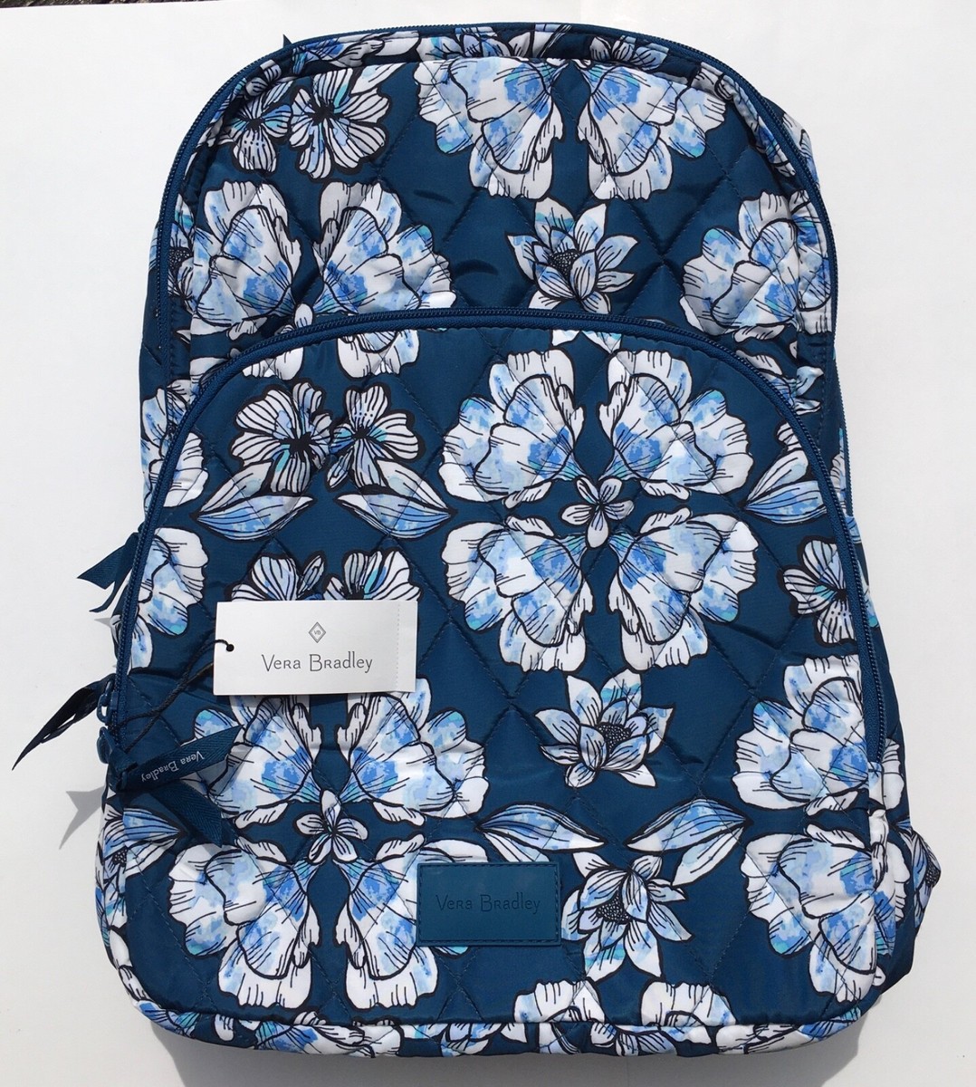 Vera Bradley Ultralight Large Backpack Book Bag Tote Dive Floral Medallion