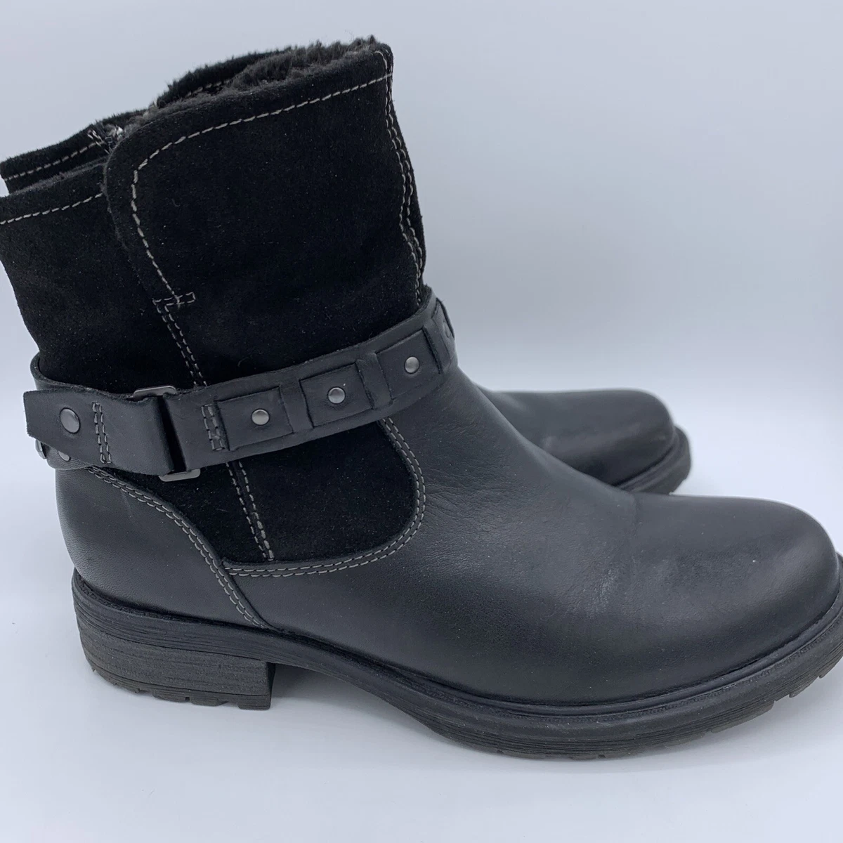 Earth Women’s Artistic Onyx Leather Black Ankle Boots w/Stud Strap Detail Size 9
