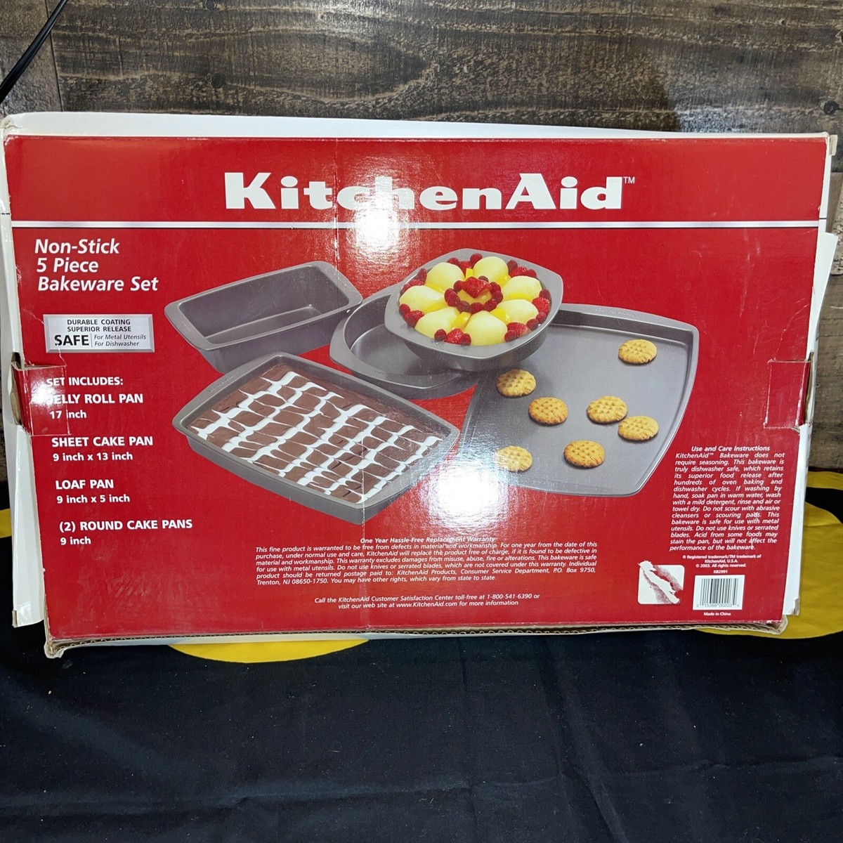 Kitchen Aid Non-Stick Piece Bakeware Set BRAND NEW