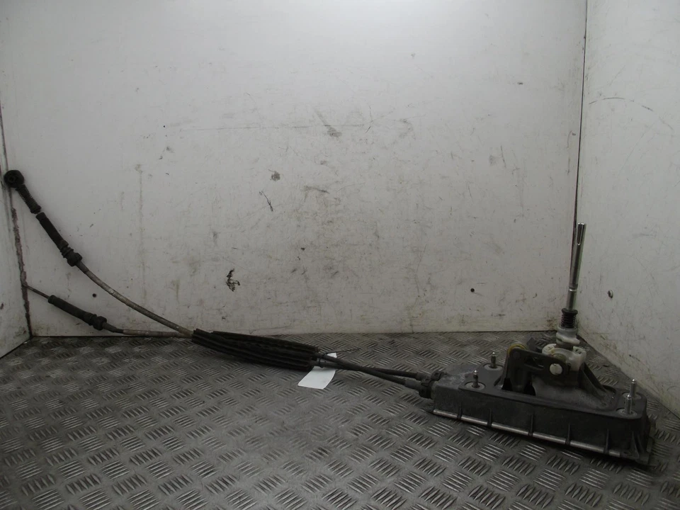 Audi A1 Gear Stick / Shifter & Linkage 6q0-711-049-Cj 8x 1.6 Diesel 2010-2018F - Image 2 of 4