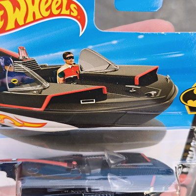 Hot Wheels 1966 Bat Boat (Batman) JJJ67 1:64 PKW