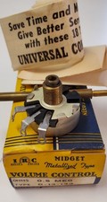 NOS IRC D-13-133 0.5 MEG Ohm Volume Control Long Shaft