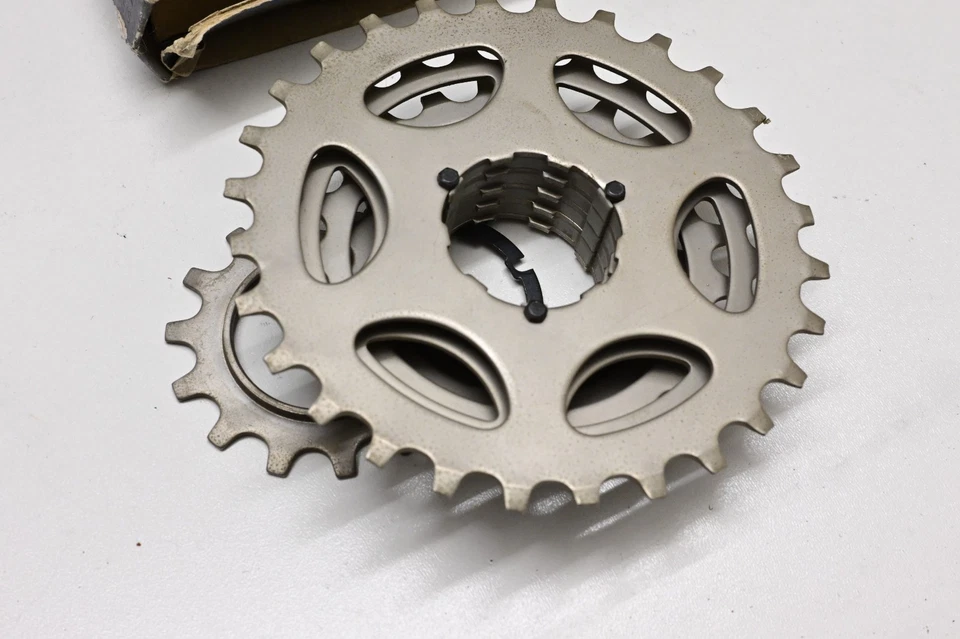 Shimano CS-6400 600 Deore XT Uniglide UG 6 speed Cassette sprocket set NOS - Bild 3 von 3