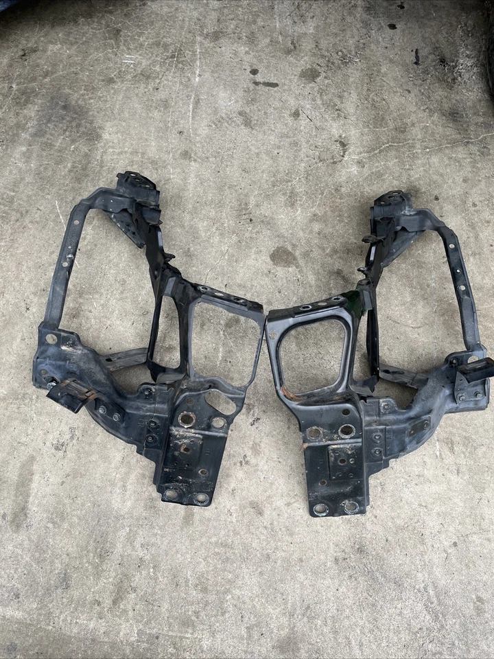 07 08 Nissan 350z RH LH Headlight Bucket Radiator Support Panel 62521CD000 - Image 3 of 3