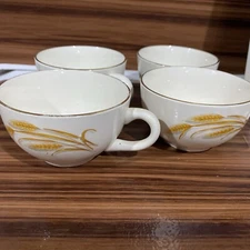 4 Vintage Golden Wheat Coffee Tea Cup Homer Laughlin 22K Gold Trim USA. D9