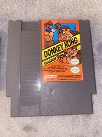 Donkey Kong Nintendo NES Cartridge + Sleeve